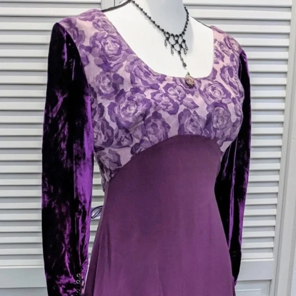 Vintage LINDA HARRIS Princess Dress Long Maxi Purple Silk Velvet - SMALL - Picture 2 of 13